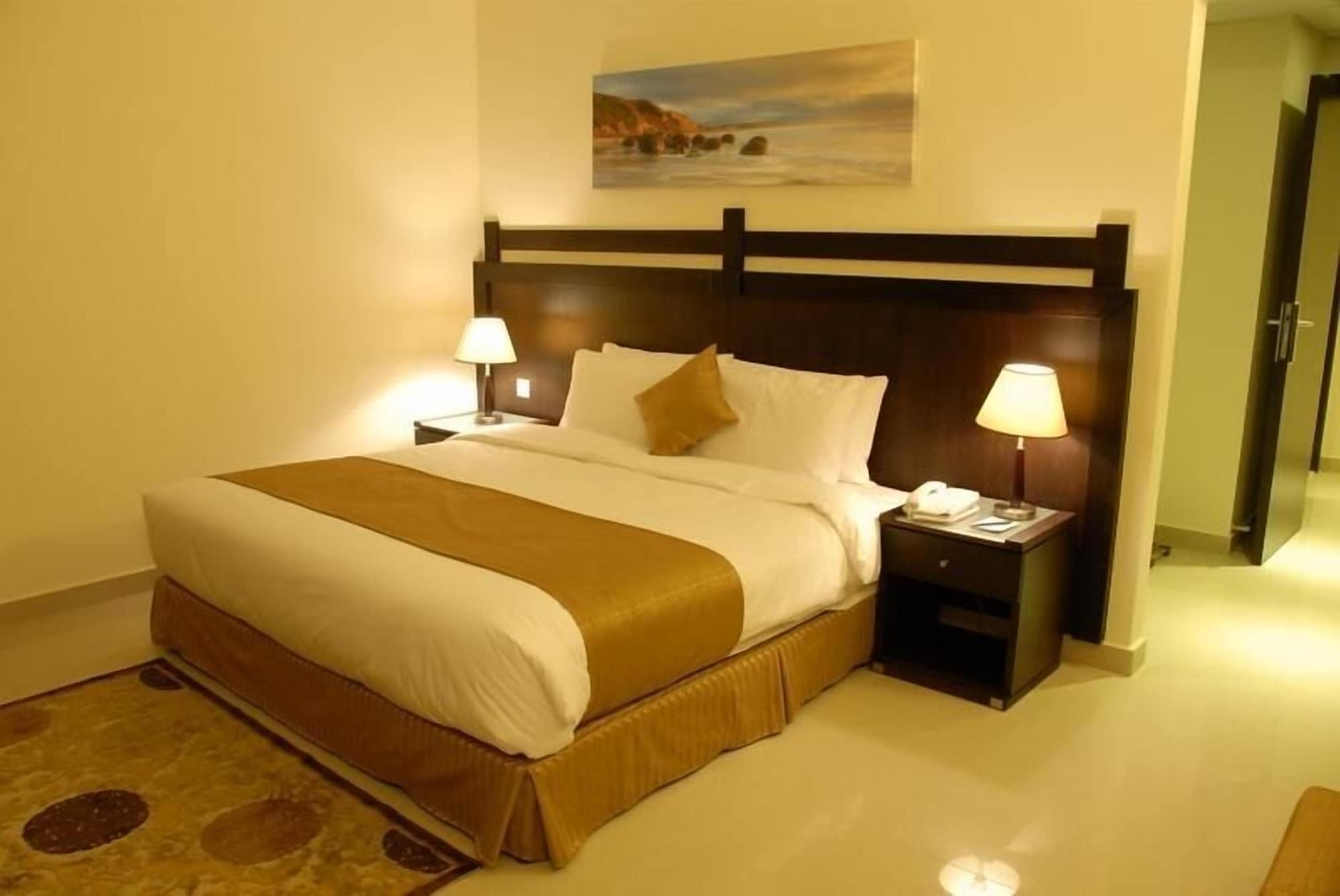 Al Hayat Hotel Suites Sharjah Room photo